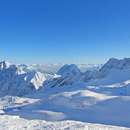 Anna 110w Garmisch-Partenkirchen